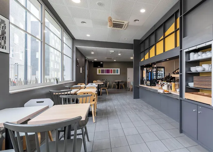 Hotel Lille Campus Gare 2*